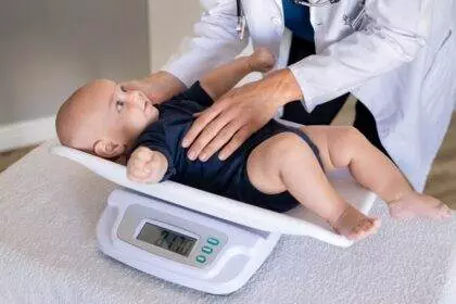 Scaderea in greutate la nou-nascuti